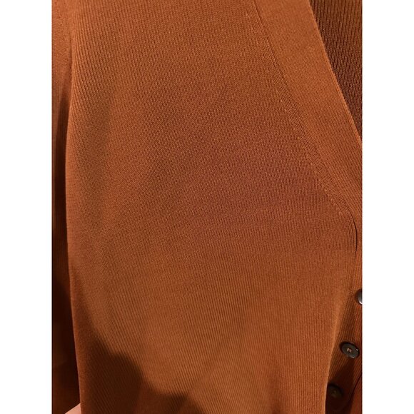 Y Alexis Burnt Orange V Neck Four Button Cropped Ribbed Petal Cardigan - Picture 7 of 11